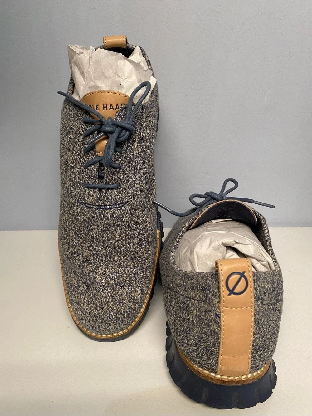 Cole Haan Men's Gray-Blue Knit Oxford with Tan Accents | Size 8.5